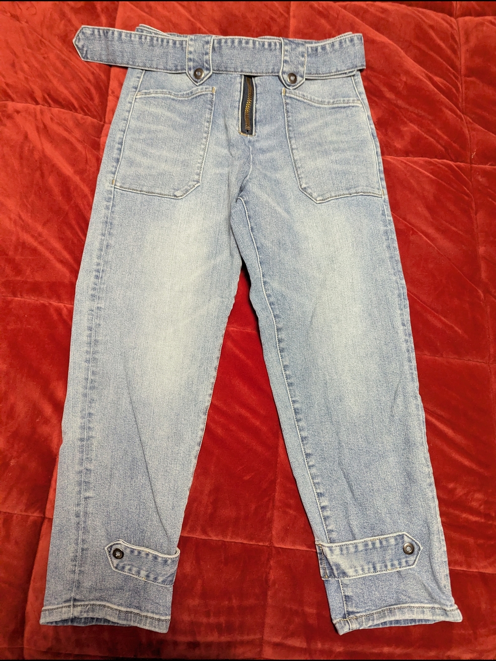 Parasuco Light Wash Straight Jeans with Ankle Tabs